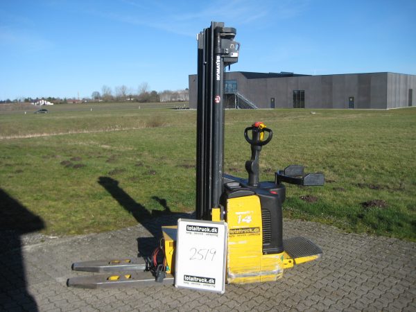 Komatsu – MWS14F – Stabler – 1400 kg / 600 mm lastcenter